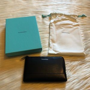 Tiffany & Co. Black Textured Leather Zip Wallet